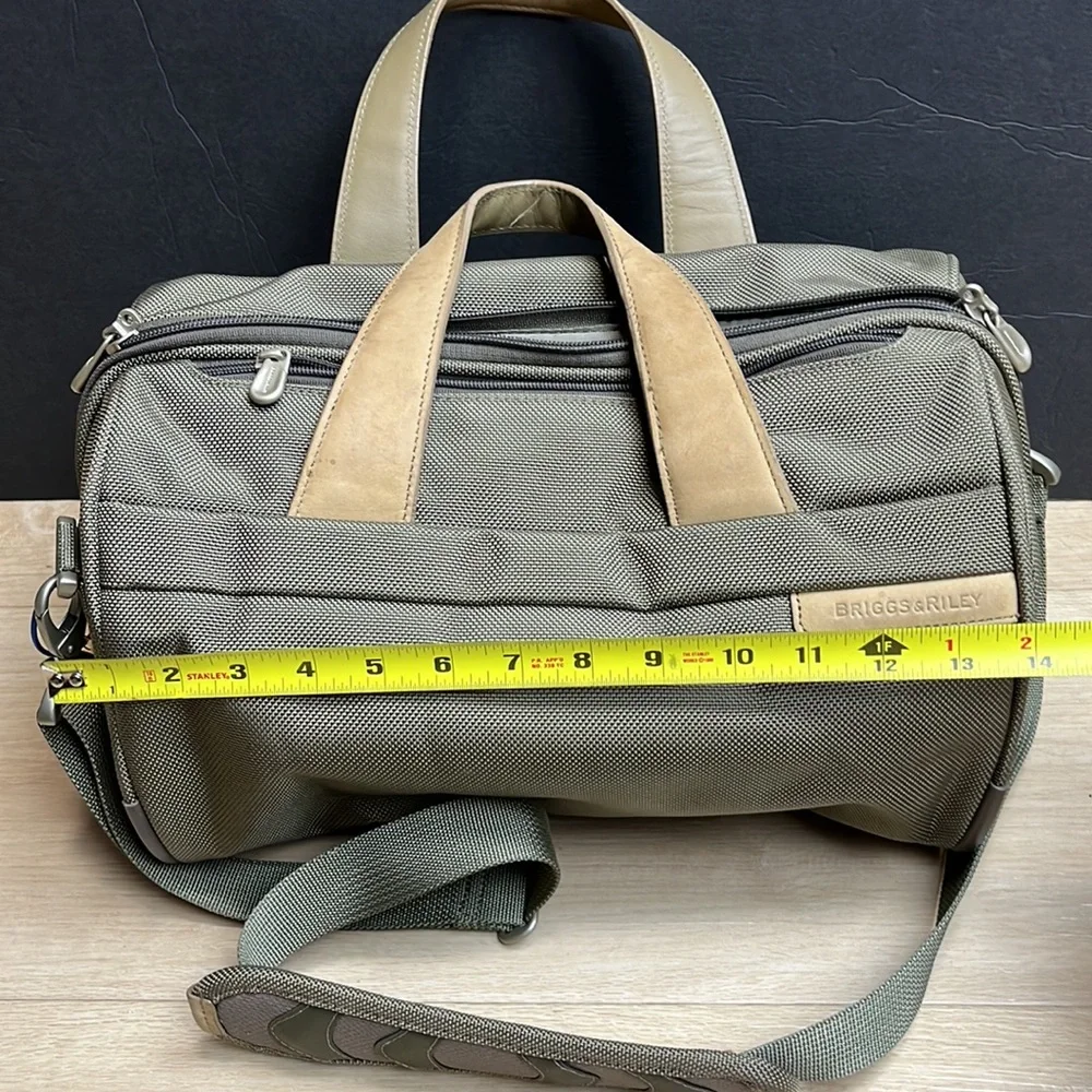 Briggs & Riley Weekender With Shoulder Strap olive - Picture 2 of 9